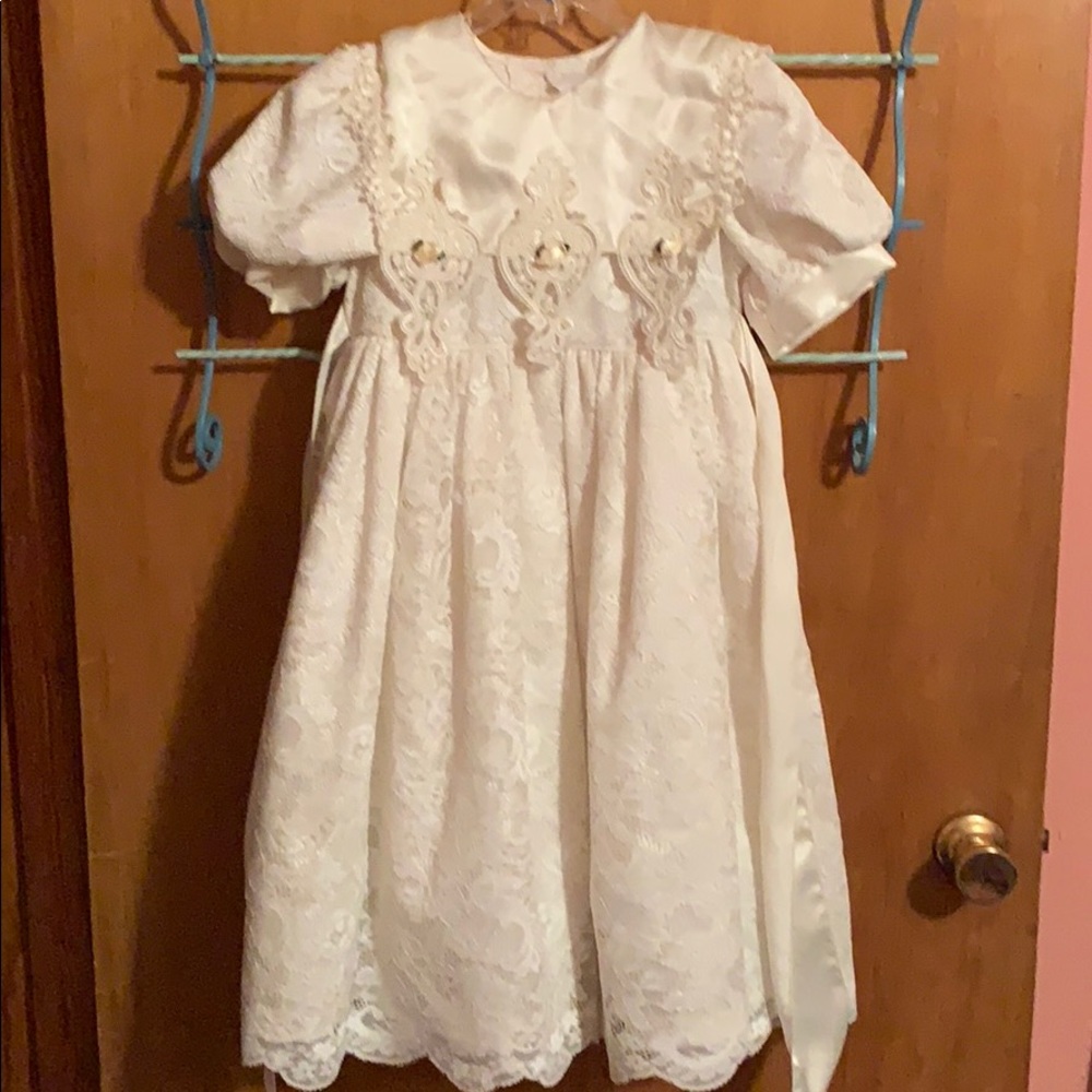 Girls cream colored lace dress